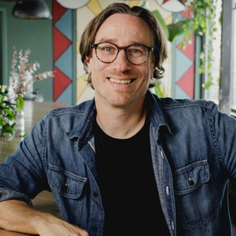 Photo for: Mindful Drinking and the Future of No/Low Alcohol: A Conversation with Derek Brown