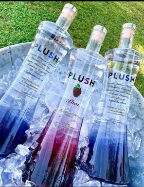 Logo for: Plush Plum Vodka 