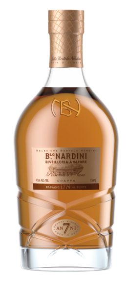 Photo for: Grappa Riserva 7 Anni